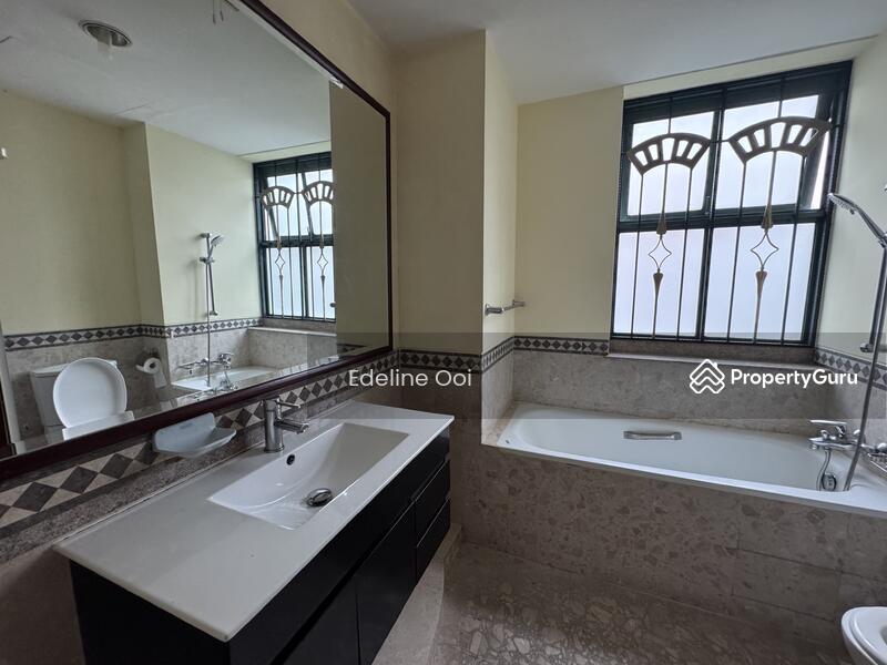 Terrace for Rent, D'Manor, SGD 7,000 | 99-year lease