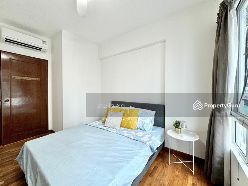 Condominium for Rent: D25, 738084