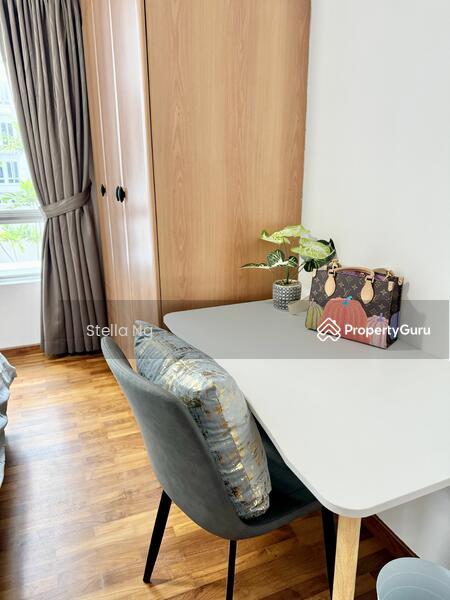 Condominium for Rent: D25, 738084