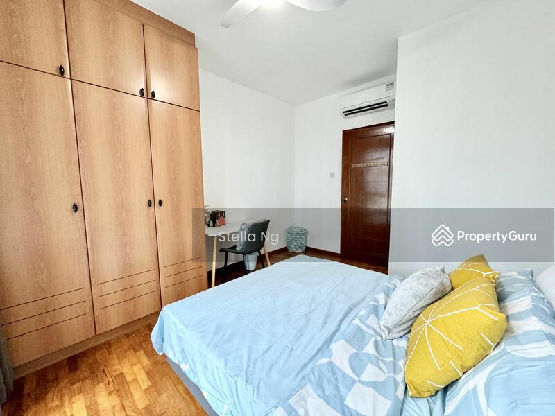 Condominium for Rent: D25, 738084