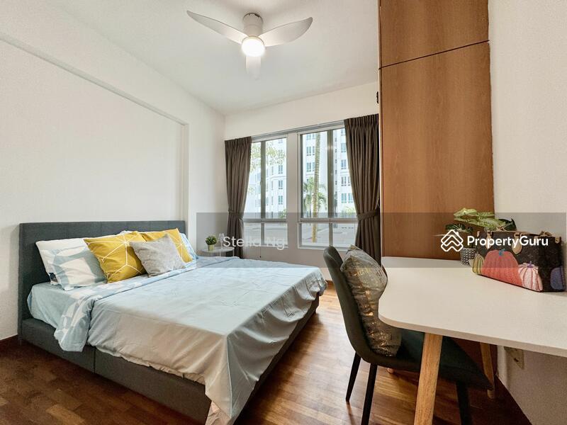 Condominium for Rent: D25, 738084