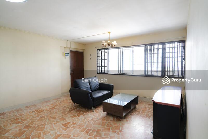 Prop-GPT: HDB Flat: D15 Marine Parade 76 Marine Drive