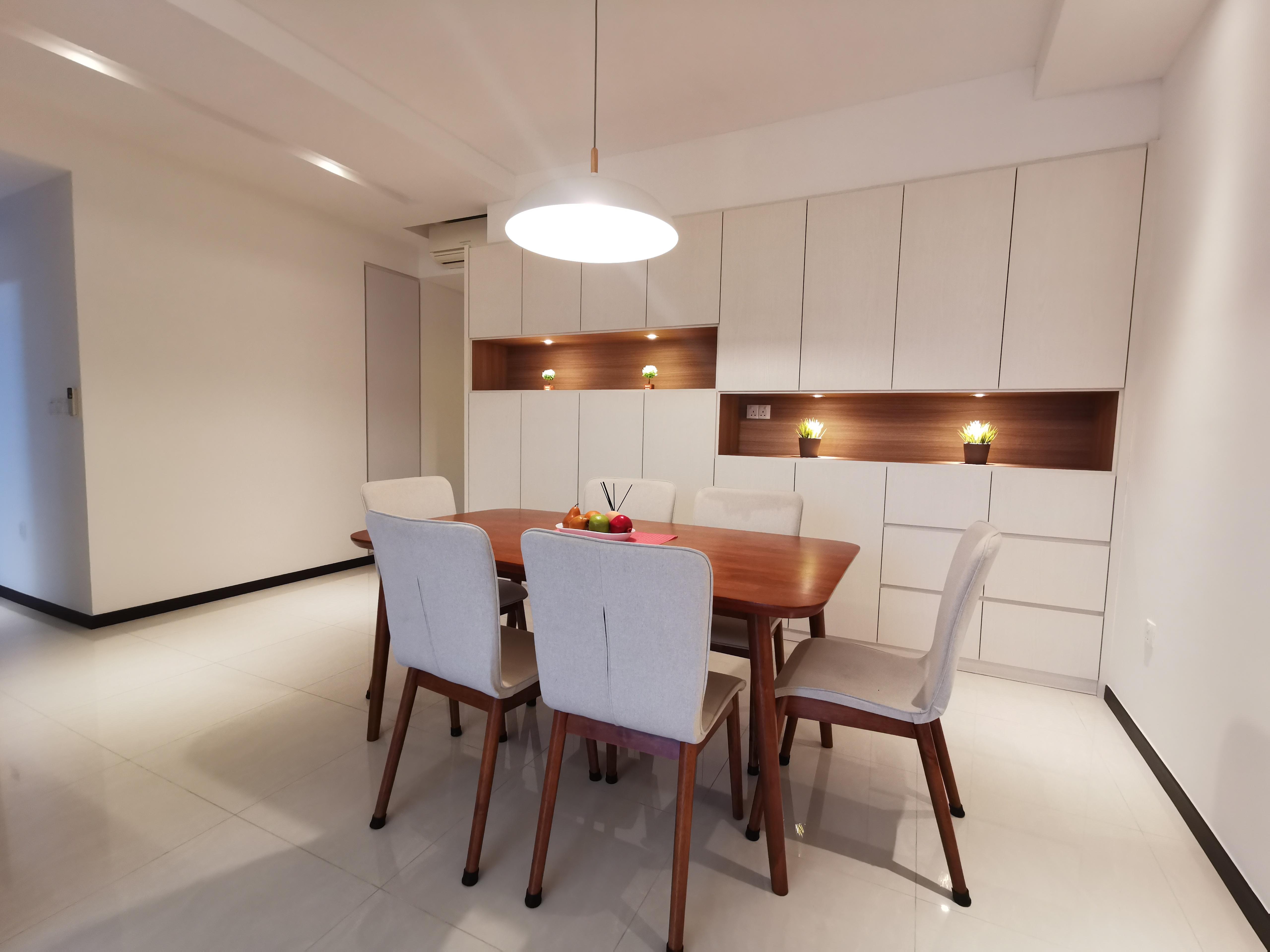 Prop-GPT: Executive Condominium: D22  Lake Life