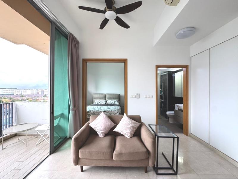 Condominium for Rent: D16, 469601