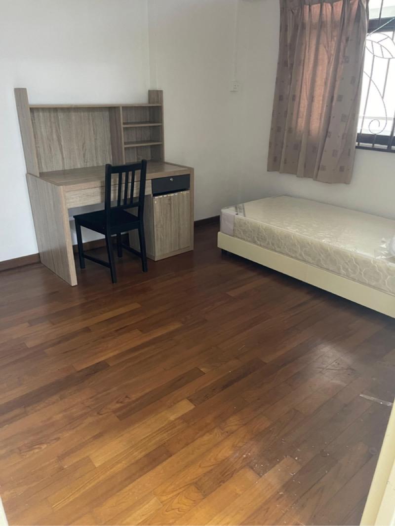 55 Strathmore Avenue HDB Apartment For Rent, $4,300, 3 Bed 2 Bath 1,022 sqft $4.21 psf