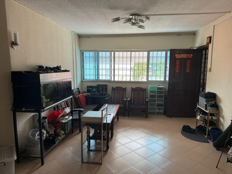 Prop-GPT: HDB Apartment: D19  142 Lorong Ah Soo