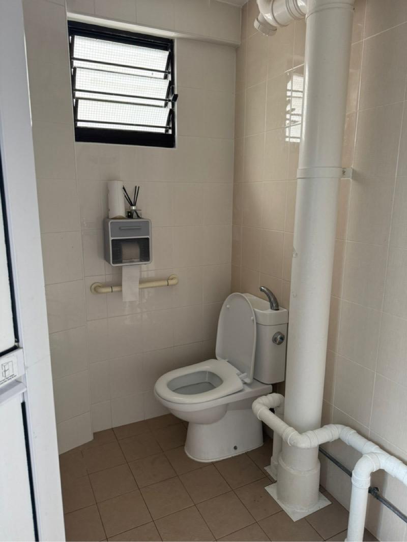 HDB Apartment for Rent, 142 Lorong Ah Soo HDB Apartment Room Rental, $1,250, 1 Bed 1 Bath 107 sqft $11.68 psf, SGD 1,250 | 99-year Leasehold