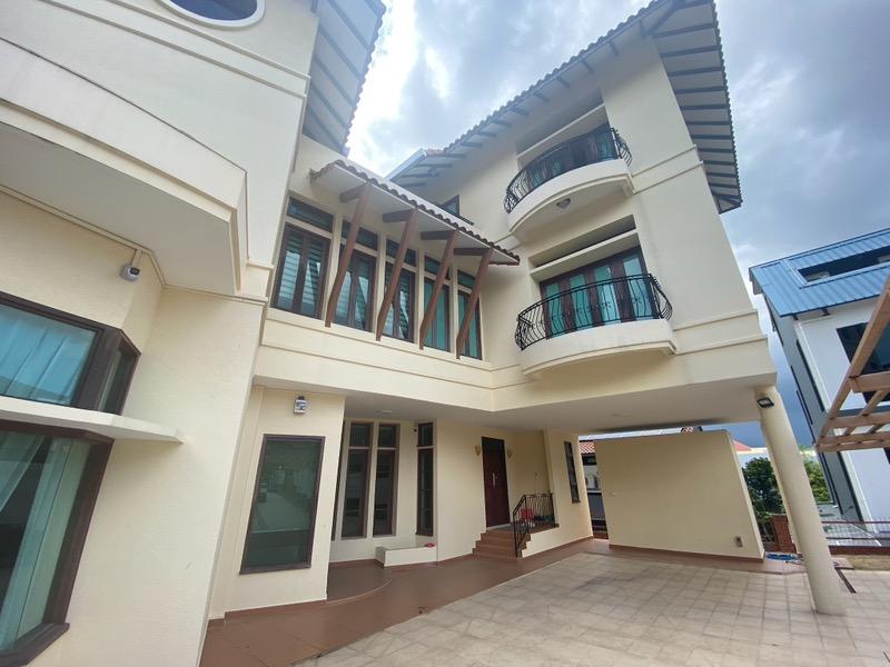 D14 huge detached for rent , park more than 6 cars  Detached House For Rent, $18,000, 7 Bed 6 Bath 10,000 sqft $1.50 psf
