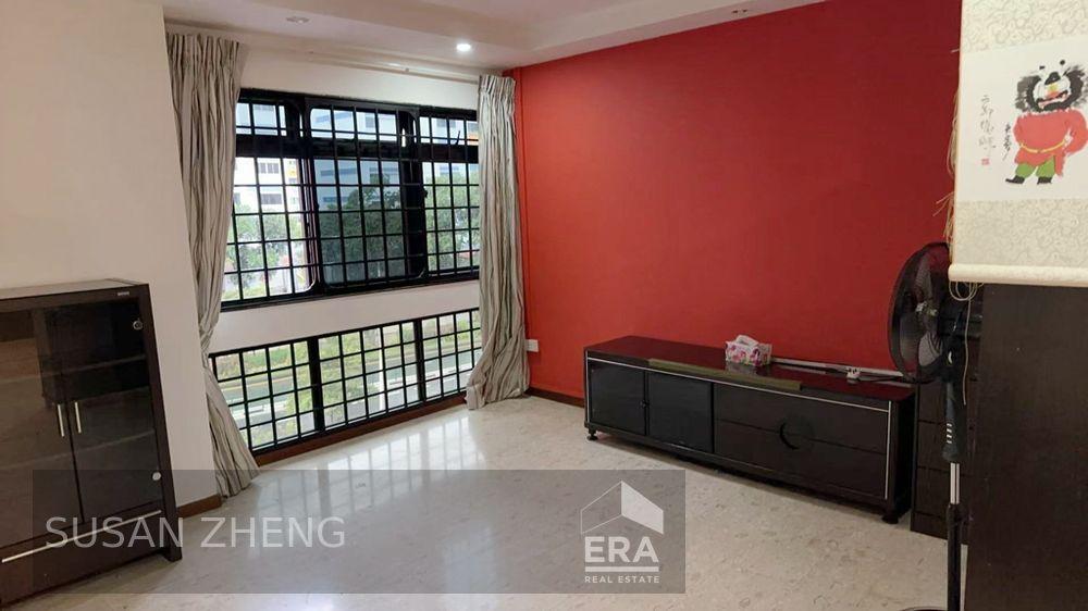 Prop-GPT: HDB - 3 room:   Yishun Street 20 296 Yishun Street 20 For Rent