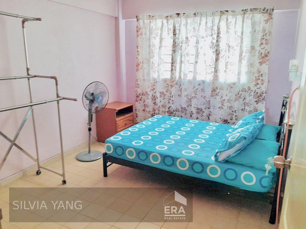 Prop-GPT: HDB - 1 room:   Yishun Street 22 275 Yishun Street 22 For Rent