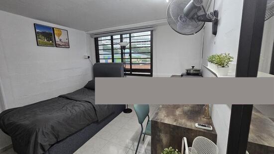 Prop-GPT: HDB Apartment: D05  354 Clementi Avenue 2