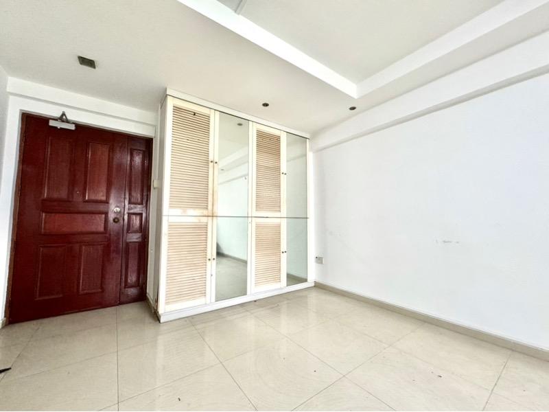 634 Jurong West Street 65 HDB Apartment For Rent, $3,800, 3 Bed 2 Bath 1,184 sqft $3.21 psf