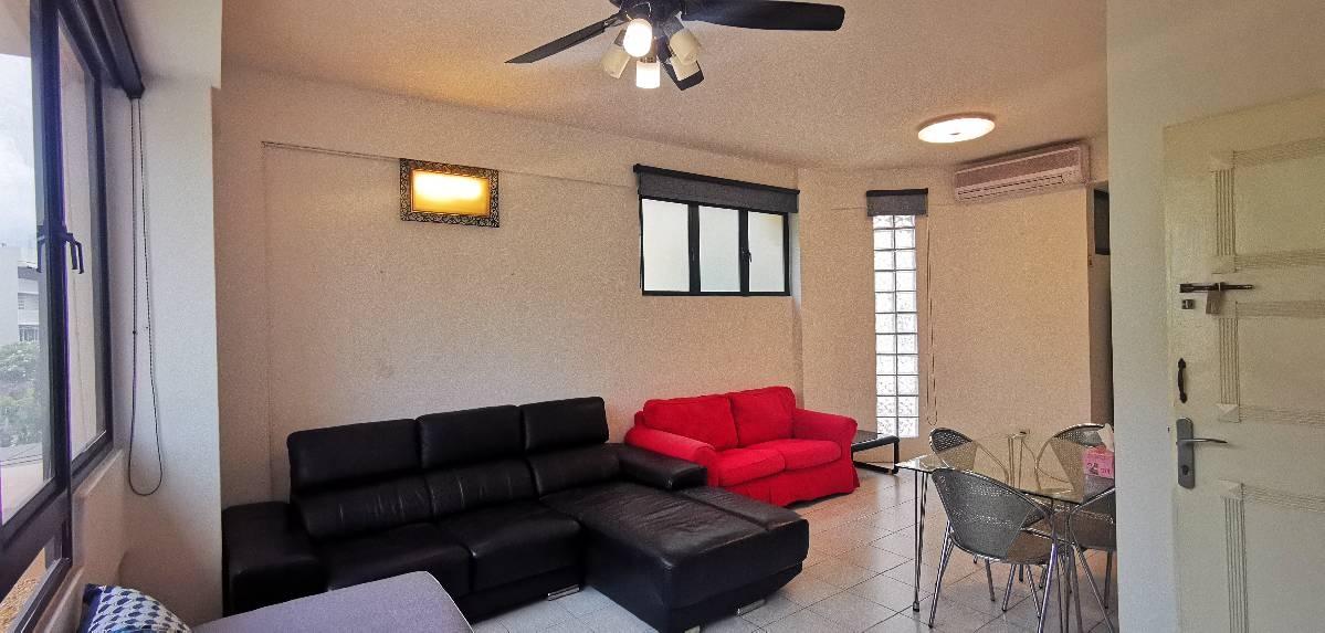 Prop-GPT: Apartment: D08  Bristol Lodge