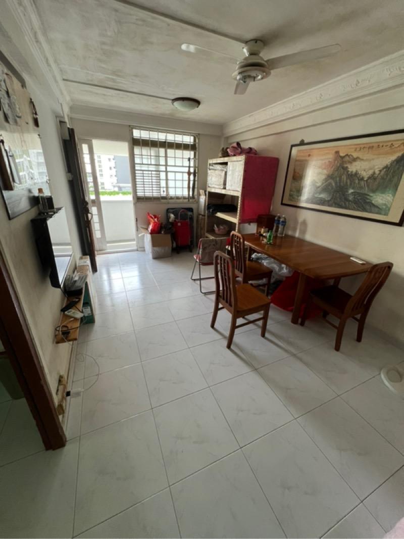Prop-GPT: HDB Apartment: D14  93 Jalan Dua