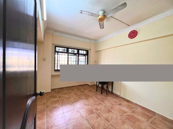 Prop-GPT: HDB Apartment: D27  419 Canberra Road