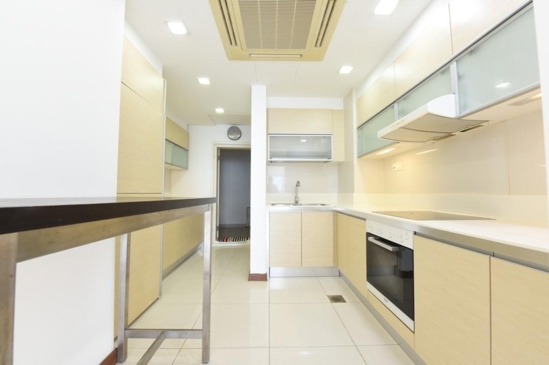Condominium for Rent, The Sail @ Marina Bay Condominium For Rent, $13,000, 4 Bed 3 Bath 2,200 sqft $5.91 psf, SGD 13,000 | 99-year Leasehold