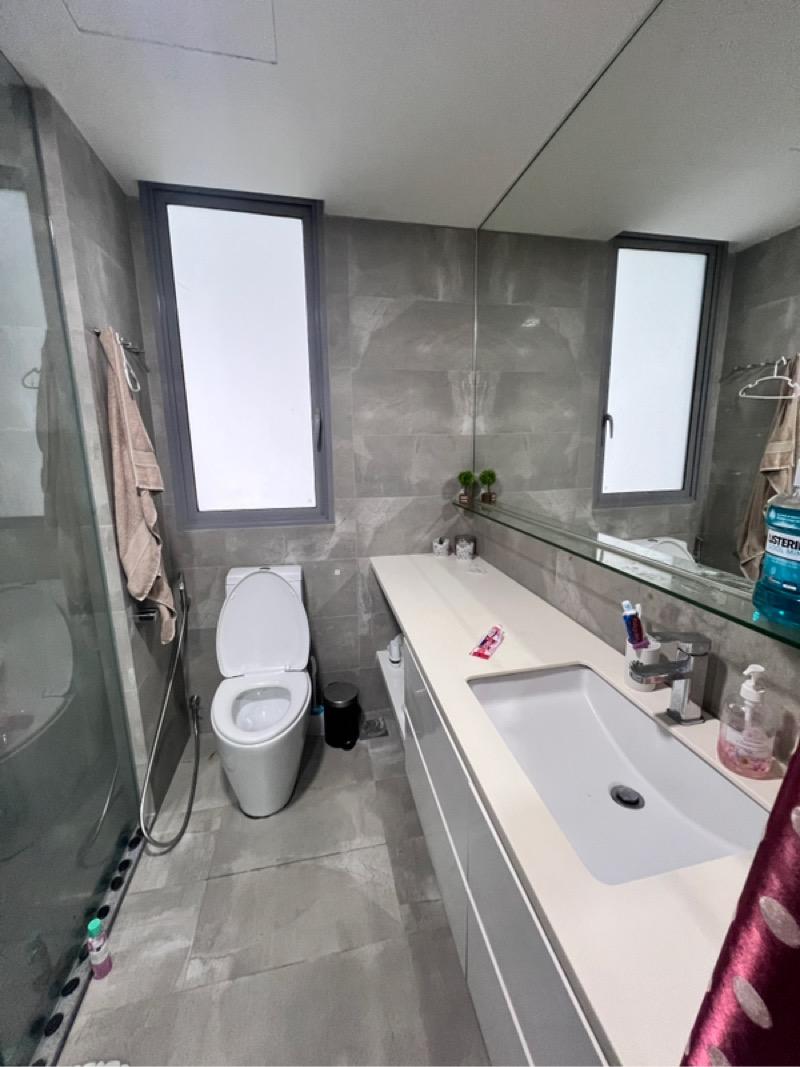 Condominium for Rent, Seastrand Condominium For Rent, $2,600, 1 Bed 1 Bath 592 sqft $4.39 psf, SGD 2,600 | 99-year Leasehold