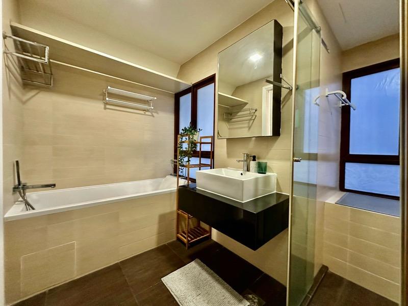 Apartment for Rent, Evania Apartment Room Rental, $2,320, 1 Bed 1 Bath 120 sqft $19.33 psf, SGD 2,320 | Freehold