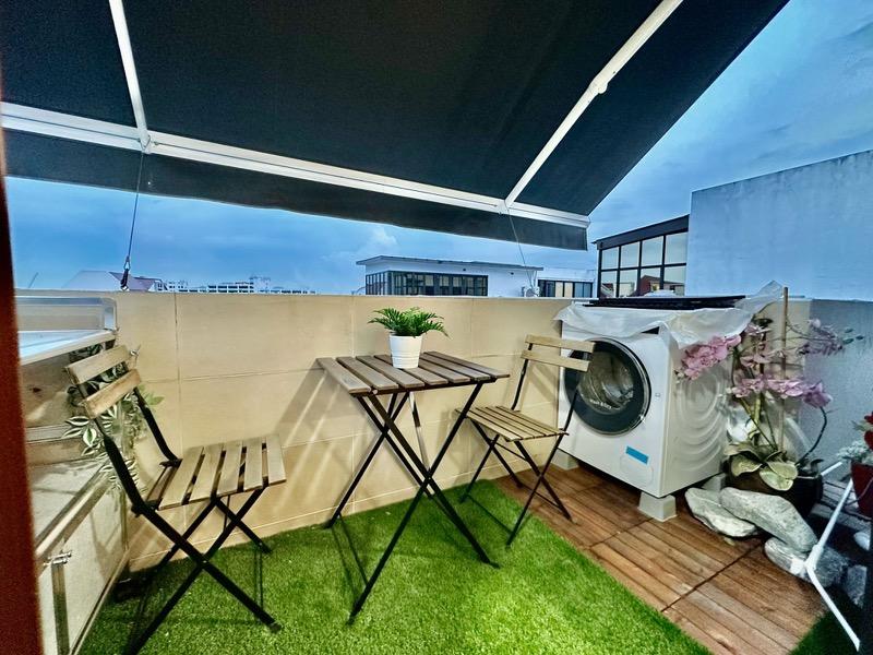 Apartment for Rent, Evania Apartment Room Rental, $2,320, 1 Bed 1 Bath 120 sqft $19.33 psf, SGD 2,320 | Freehold