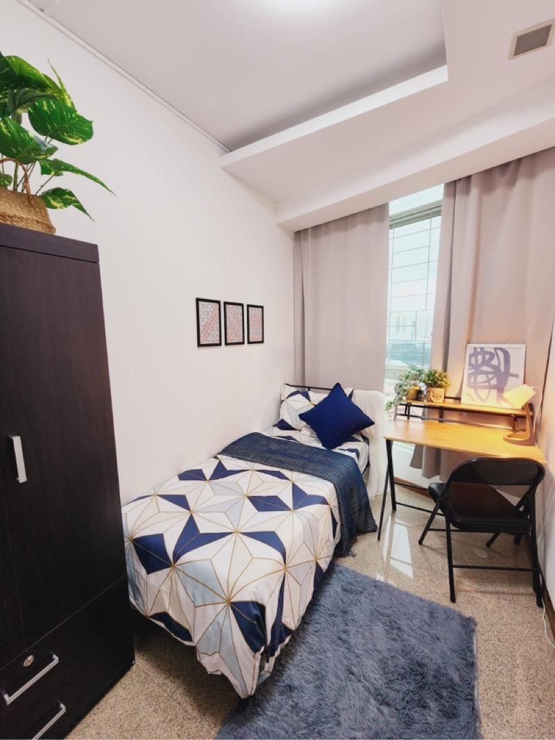 Condominium for Rent, Queens Condominium Room Rental, $1,549, 1 Bed 1 Bath 150 sqft $10.33 psf, SGD 1,549 | 99-year Leasehold