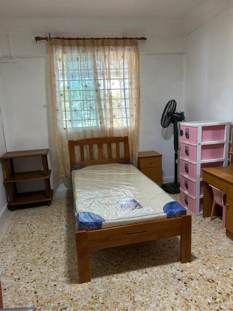 Prop-GPT: HDB Apartment: D16  129 Bedok North Street 2