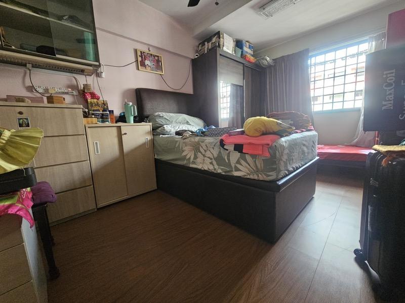 Prop-GPT: HDB Apartment: D27 Yishun 726 Yishun Street 71