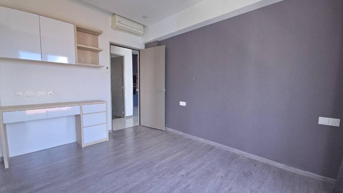Parkview Apartments Condominium For Rent, $3,800, 2 Bed 2 Bath 915 sqft $4.15 psf