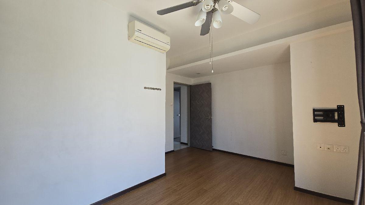Parkview Apartments Condominium For Rent, $3,800, 2 Bed 2 Bath 915 sqft $4.15 psf