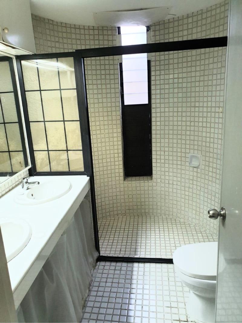 Condominium for Rent, Teresa Ville Condominium Room Rental, $2,200, 1 Bed 1 Bath 220 sqft $10.00 psf, SGD 2,200 | Freehold