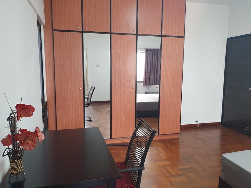 Condominium for Rent, Teresa Ville Condominium Room Rental, $2,200, 1 Bed 1 Bath 220 sqft $10.00 psf, SGD 2,200 | Freehold