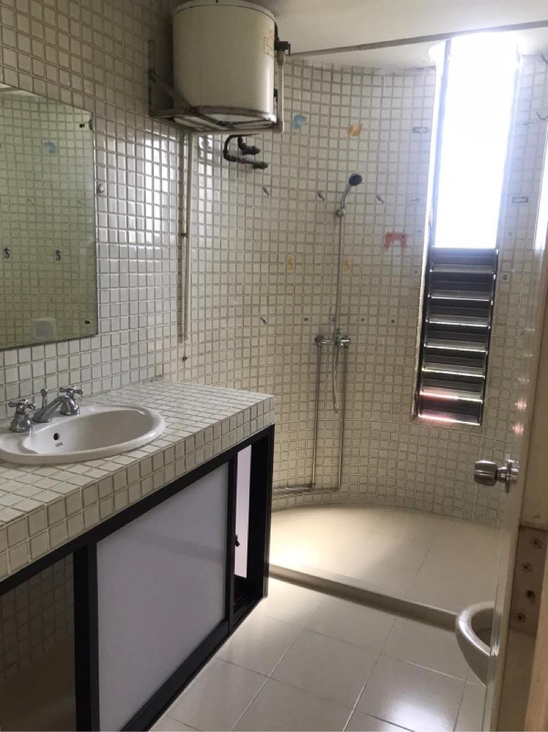 Condominium for Rent, Teresa Ville Condominium Room Rental, $2,200, 1 Bed 1 Bath 220 sqft $10.00 psf, SGD 2,200 | Freehold