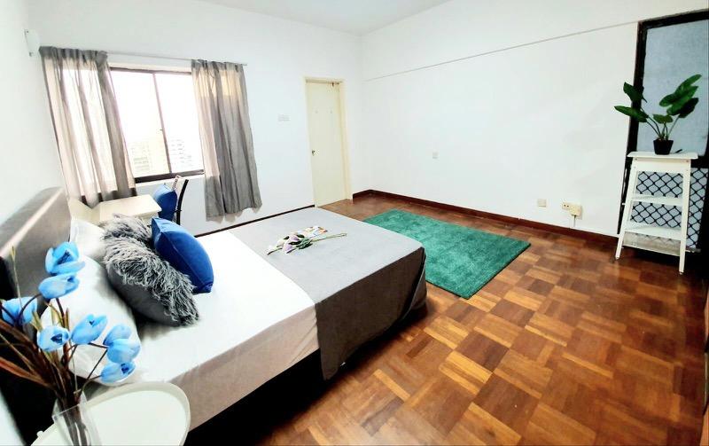 Condominium for Rent, Teresa Ville Condominium Room Rental, $2,200, 1 Bed 1 Bath 220 sqft $10.00 psf, SGD 2,200 | Freehold