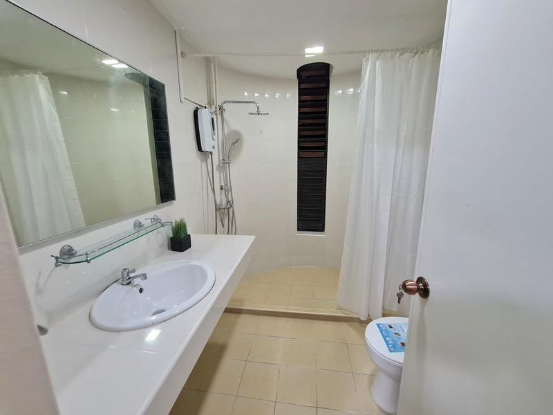 Condominium for Rent, Teresa Ville Condominium Room Rental, $2,200, 1 Bed 1 Bath 220 sqft $10.00 psf, SGD 2,200 | Freehold
