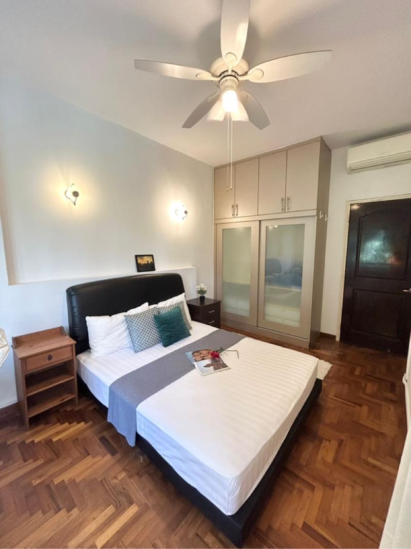 Condominium for Rent, Teresa Ville Condominium Room Rental, $2,200, 1 Bed 1 Bath 220 sqft $10.00 psf, SGD 2,200 | Freehold