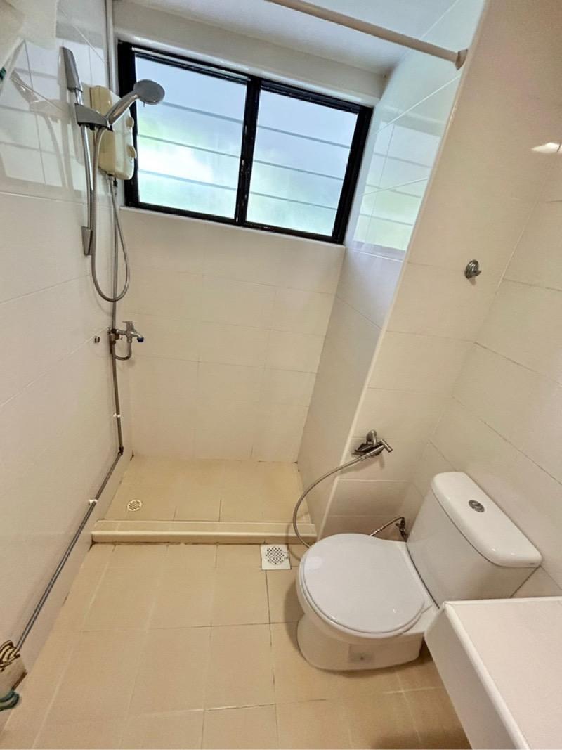Condominium for Rent, Teresa Ville Condominium Room Rental, $2,200, 1 Bed 1 Bath 220 sqft $10.00 psf, SGD 2,200 | Freehold