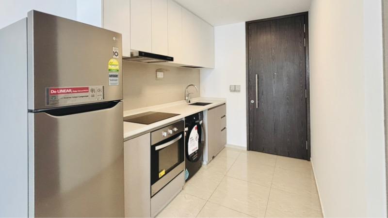 Parc Riviera Condominium For Rent, $4,300, 2 Bed 2 Bath 710 sqft $6.06 psf