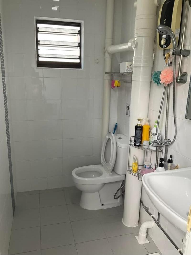 HDB Apartment for Rent, 537 Bukit Batok Street 52 HDB Apartment Room Rental, $500, 1 Bed 1 Bath 107 sqft $4.67 psf, SGD 500 | 99-year Leasehold