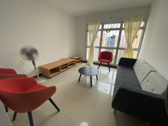 296 Punggol Central HDB Apartment For Rent, $3,300, 3 Bed 2 Bath 990 sqft $3.33 psf