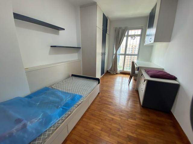 296 Punggol Central HDB Apartment For Rent, $3,300, 3 Bed 2 Bath 990 sqft $3.33 psf