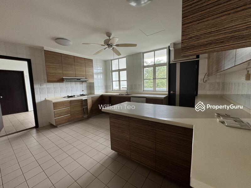 Condominium for Rent: D11, 288063