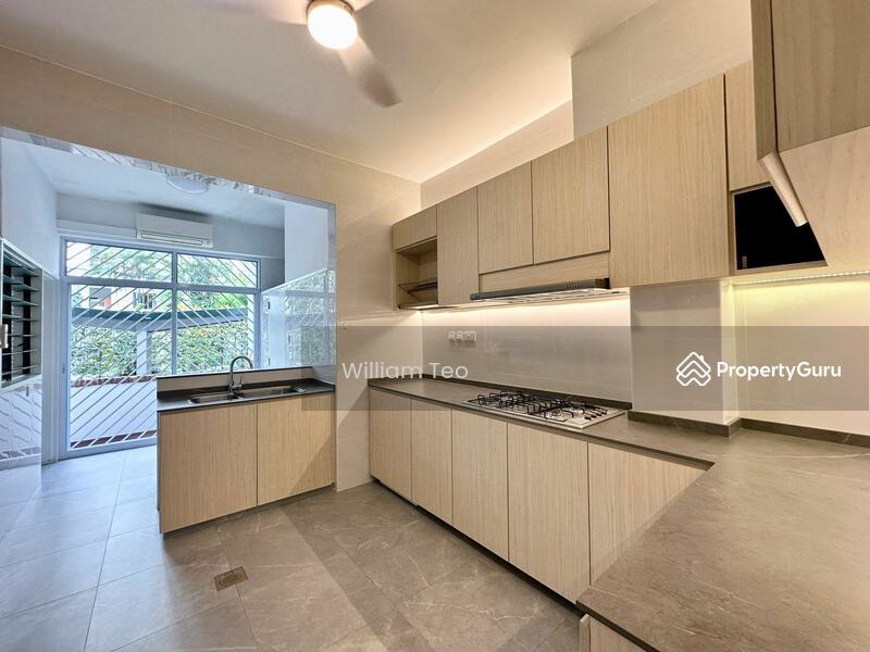 Condominium for Rent: D10, 257000