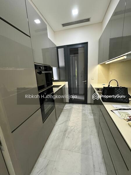 Condominium for Rent: D10, 258263