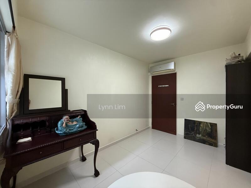 HDB Flat for Rent, 18C Holland Drive, SGD 1,100 | 99-year lease