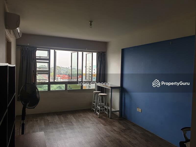 HDB Flat for Rent, 591A Montreal Link, SGD 2,400 | 99-year lease