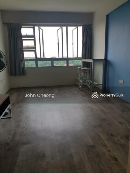HDB Flat for Rent, 591A Montreal Link, SGD 2,400 | 99-year lease