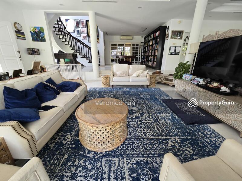 Prop-GPT: Bungalow: D10  Oei Tiong Ham Park