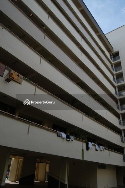 270 Tampines Street 21