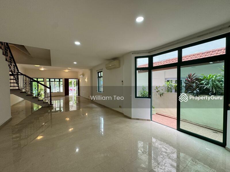 Semi-Detached for Rent: D16, 486360