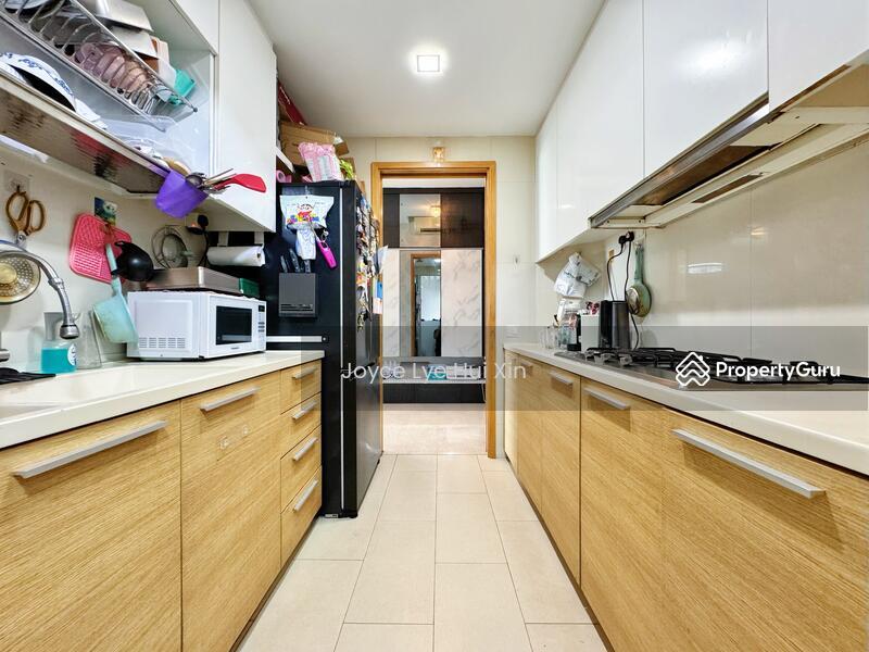 Condominium for Rent: D20, 573975