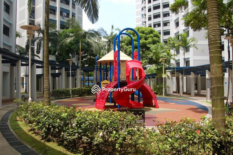 HDB Flat for Rent, 227C Compassvale Drive, SGD 1,200 | 99-year lease